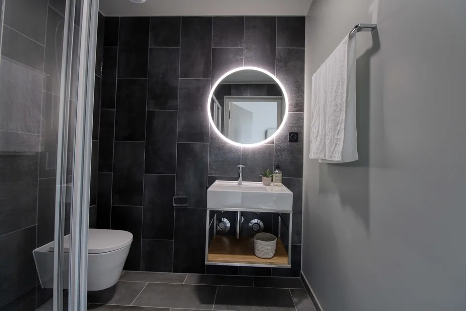 Coliving Moderne Alliant Intimité, Travail et Vie Partagée à Renens