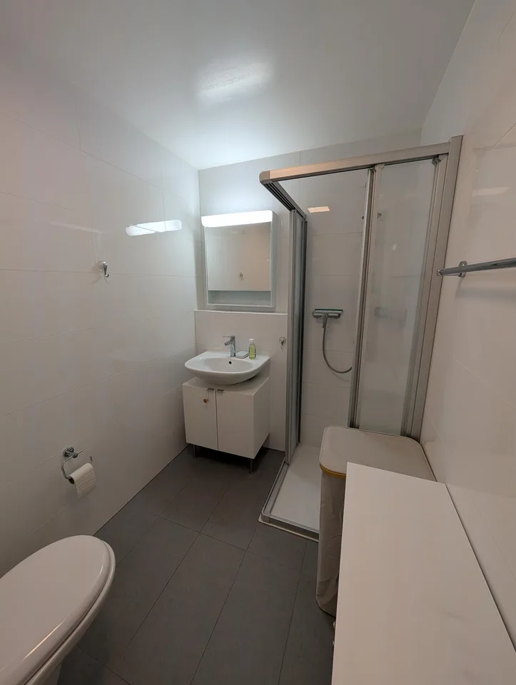Studio lumineux à Renens, proche des transports