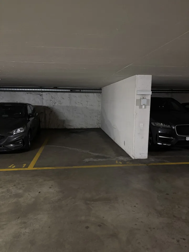 REPRISE DE BAIL Place de parc couverte (1 mois gratuit)