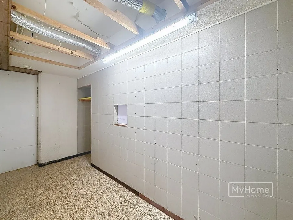 Dépôt de 66m2 au plein centre de l'ouest lausannois