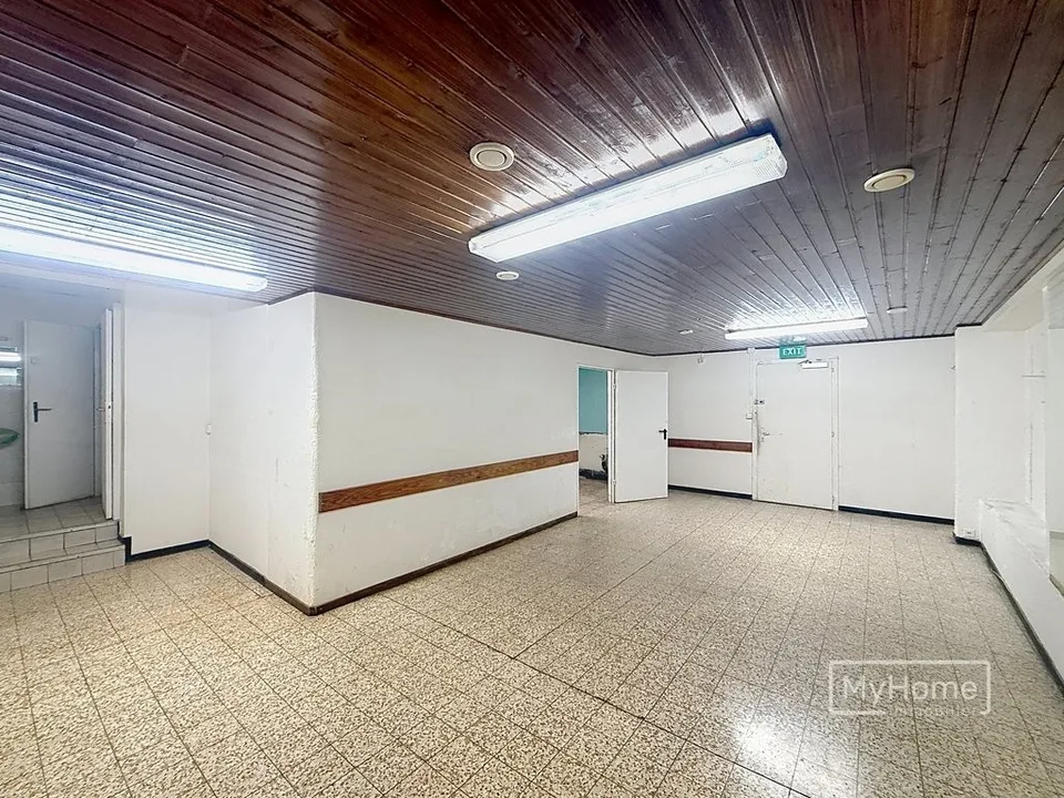 Dépôt de 66m2 au plein centre de l'ouest lausannois