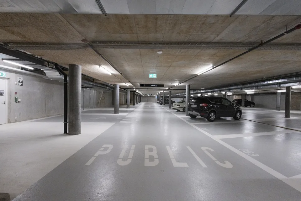 Surface de 140m2 avec quai de chargement à louer ! – Foto 8 von 8