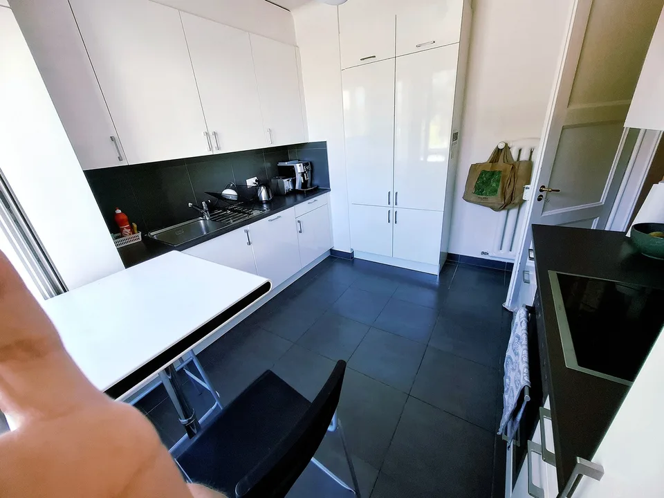 Métro Ours - Colocation  Reprise de bail - Appartement 4.5 pièces moderne rénové - 973 CHF CC