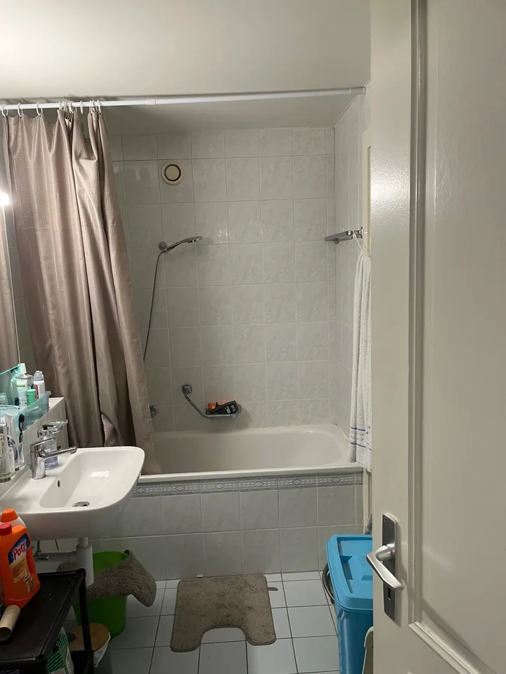 Chambre à sous-louer chez l'habitant
