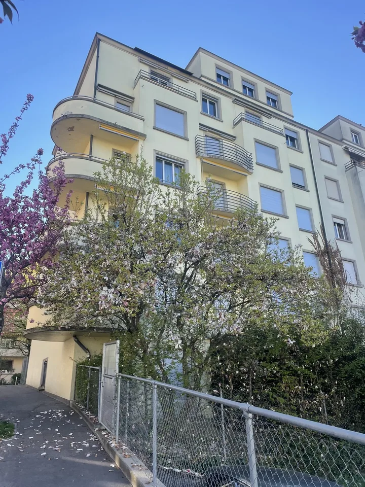 Bel appartement 3.5 pièces, centre-ville/CHUV