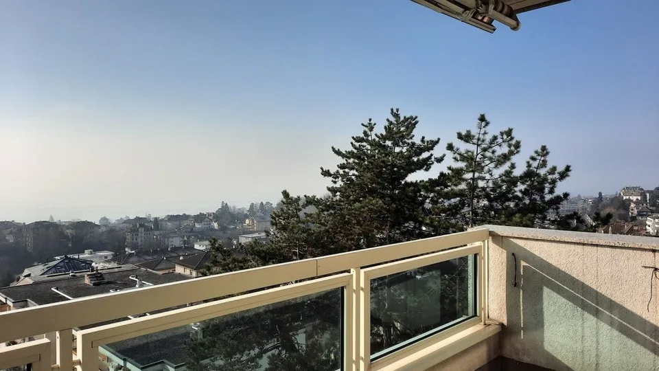 Splendide logement avec une vue sur le lac