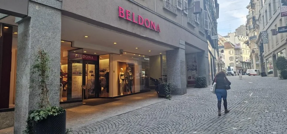 Belle arcade au centre-ville de Lausanne
