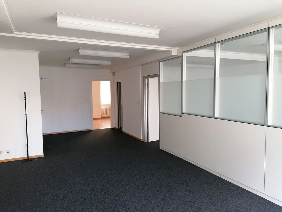 Bureaux de 110m2 semi-aménagés, proche Gare de Lausanne