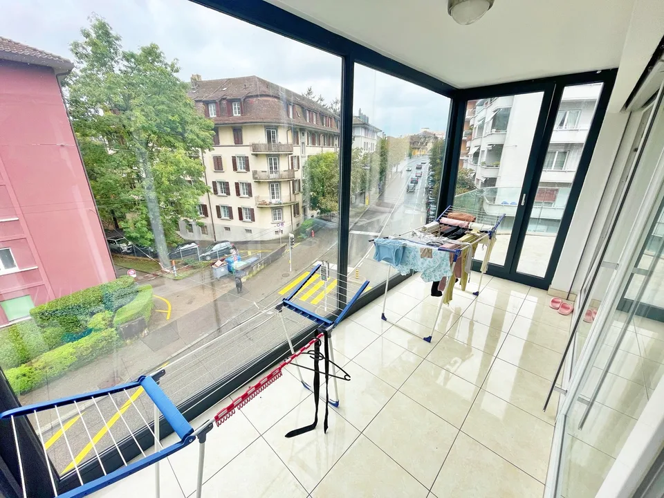 Duplex 4.5p avec 160m2 avec 2 places de parc et proche de toutes commodités