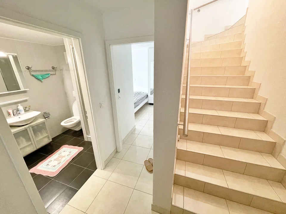 Duplex 4.5p avec 160m2 avec 2 places de parc et proche de toutes commodités