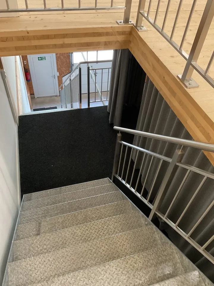 Halle à louer de qualité et loyer très attractif
