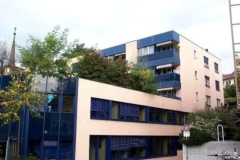 Place de parc intérieure à l'Av. de Montoie 38, Lausanne