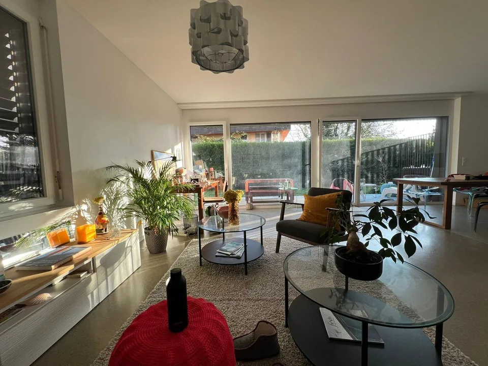 Reprise de bail : Spacieux appartement Lumineux à St-Sulpice avec Jardin
