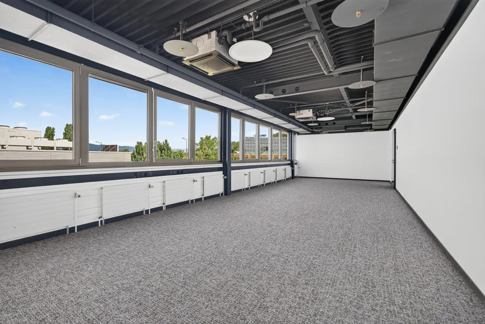 Bureaux rénovés de 60m2 à louer à Saint-Sulpice
