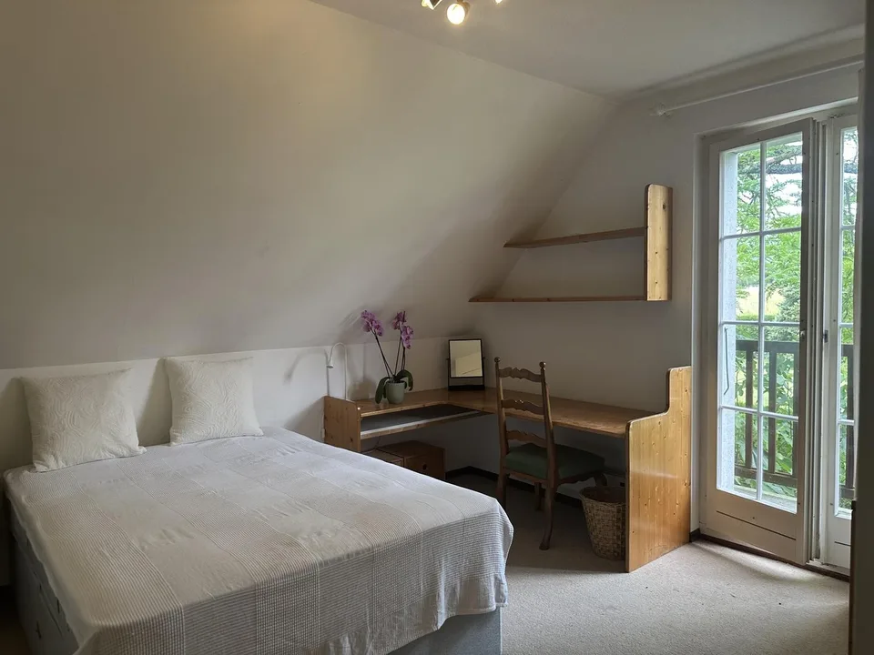 FURNISHED ROOM TO RENT / COPPET - A 9-minute train ride from Geneva