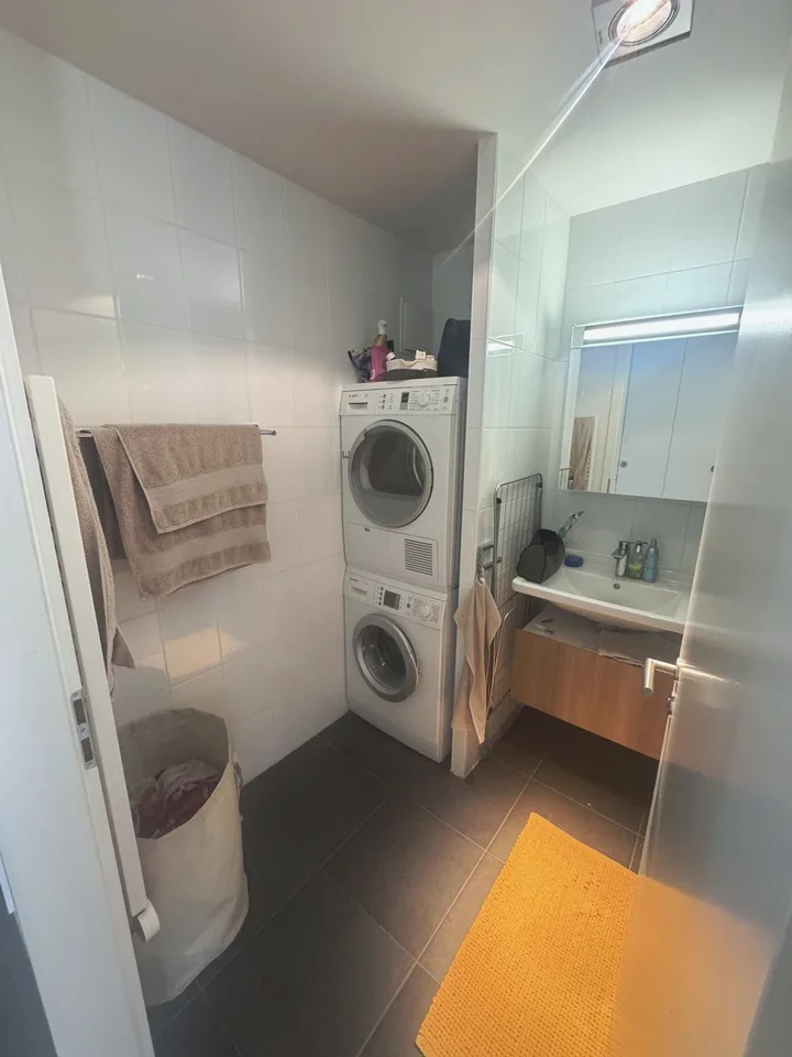 3.5 APPARTEMENT  BURSINS MODERNE AVEC BALCON — DISPONIBLE DÈS LE 1ER AOÛT (négociable)