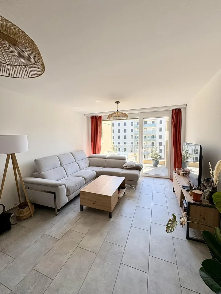 Superbe appartement 3.5 pièces au dernier étage à Nyon – Reprise de bail au 1er août 2026