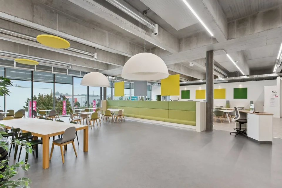 Découvrez votre nouvel espace showroom ou bureau au Centre iLife à Etoy !