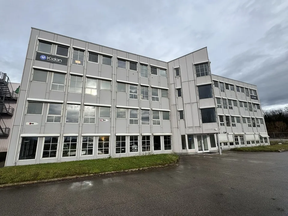 Places de parc à louer