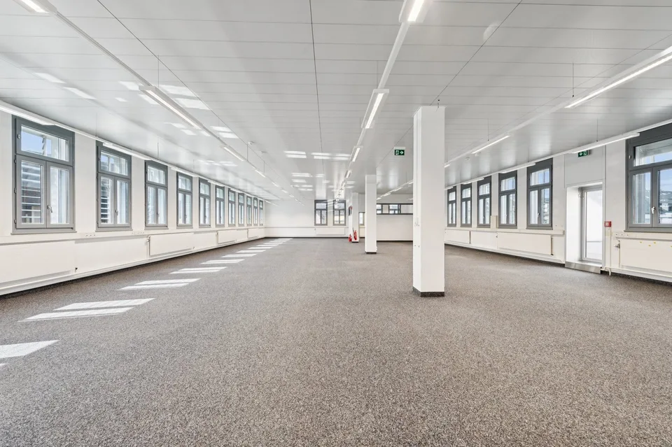 À louer - Locaux administratifs de 361 m²