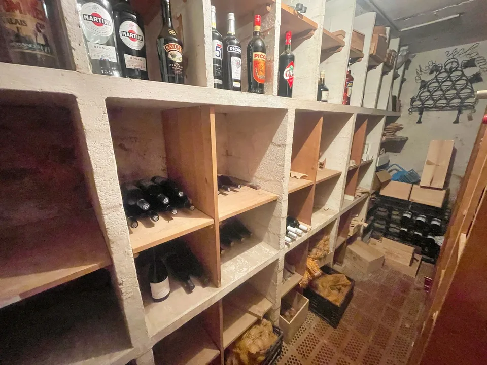 Rendement 6,3% net à un investisseur. Restaurant avec les murs à Aubonne – Foto 29 von 29