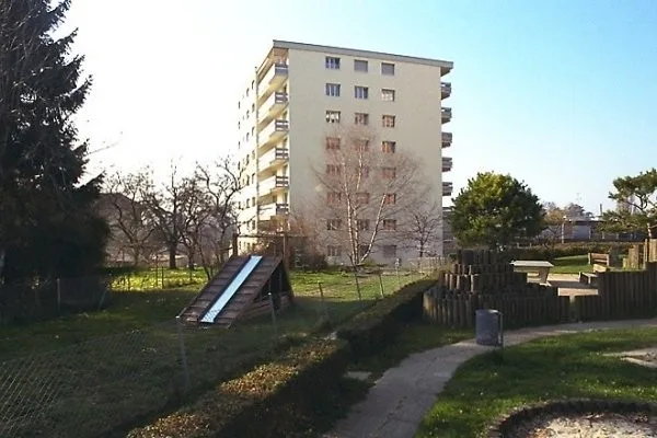 Place de parc extérieure