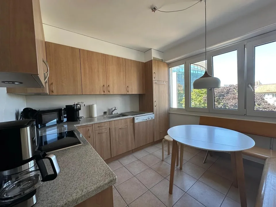 Room In a Shared Flat in Morges