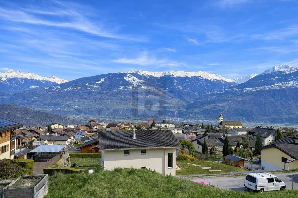 UNIQUE, DANS UN CADRE PRIVILÉGIÉ & VUE PANORAMIQUE