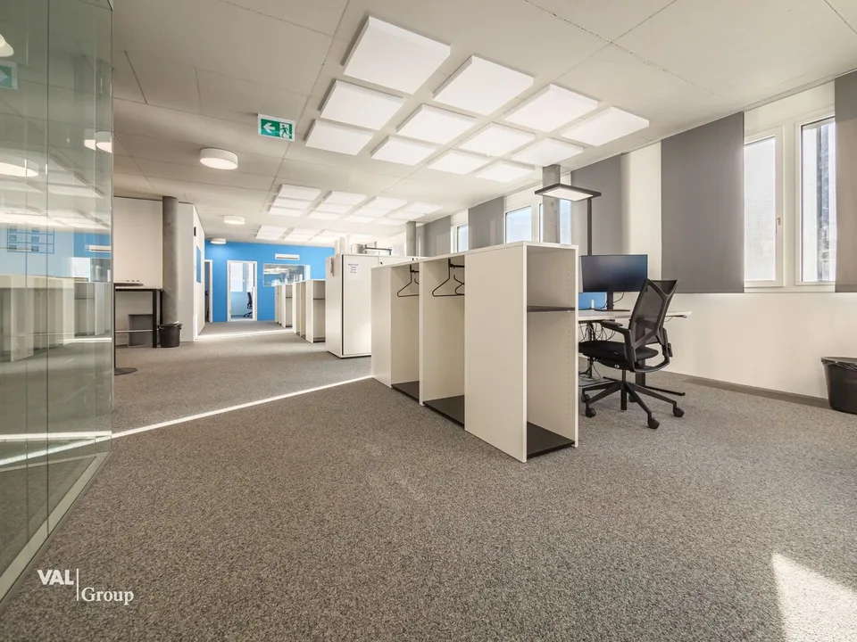 Modernster Gewerbekomplex - Wählen Sie eine Etage und starten Sie durch!
