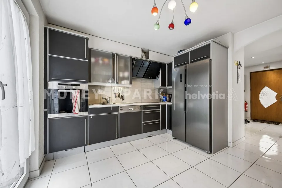 Villa familiale de 5 pièces avec jardin – Foto 6 von 13