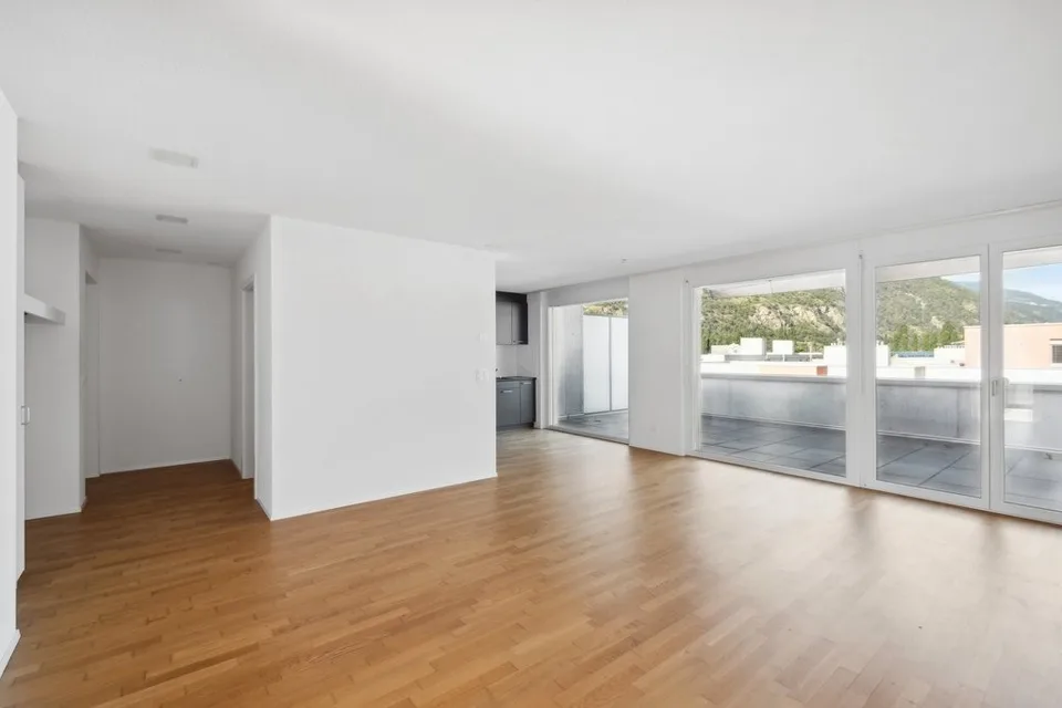 Moderne 4.5 Zimmerwohnung an zentraler und ruhiger Lage