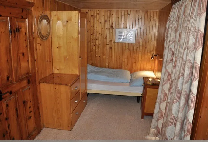 3 1/2 Dachzimmer-Wohnung in Grächen zu vermieten