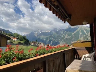 3 1/2 Dachzimmer-Wohnung in Grächen zu vermieten