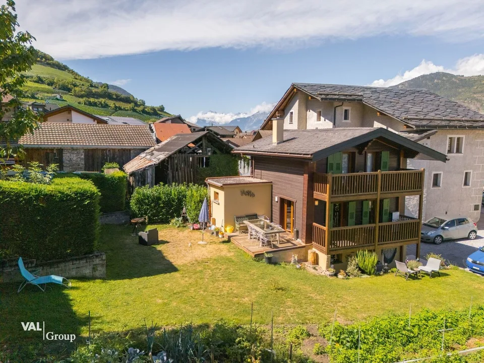 Charming small chalet with spacious garden, in the heart of the village – photo 8 of 13
