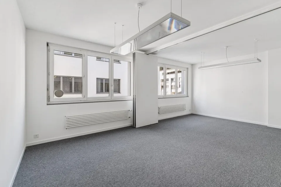 Bureau de 130 m2 à louer de suite ou à convenir