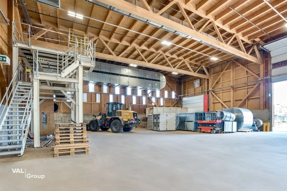 Bâtiment industriel unique - Construction en bois haut de gamme, utilisation polyvalente