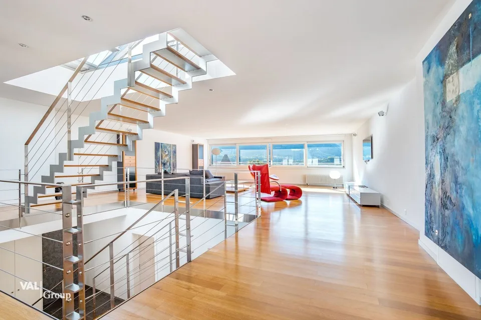 Attico duplex con terrazza sul tetto, nel cuore della città