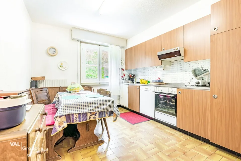 Schönes Potenzial für diese Wohnung, die 7 Minuten von Sion entfernt liegt