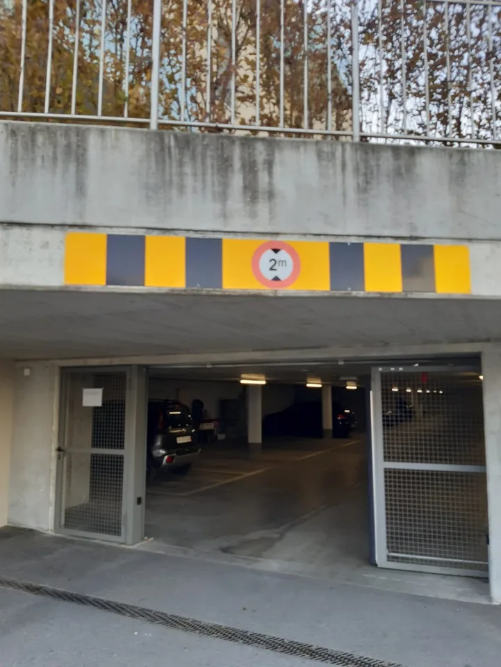 Sion - A louer place de parc dans garage souterrain