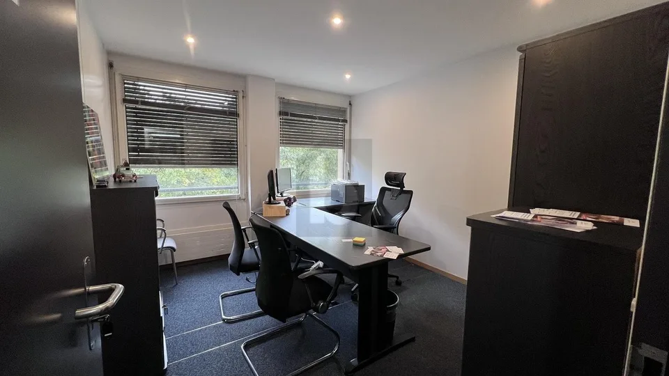 ESPACE DE BUREAUX INTEMPORELS ET PROCHE DU CENTRE