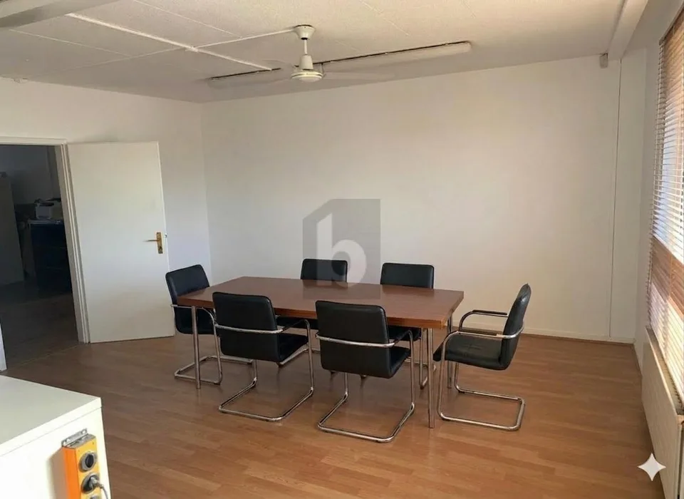 ESPACE DE TRAVAIL EN ZONE ARTISANALE À SOUS-LOUER