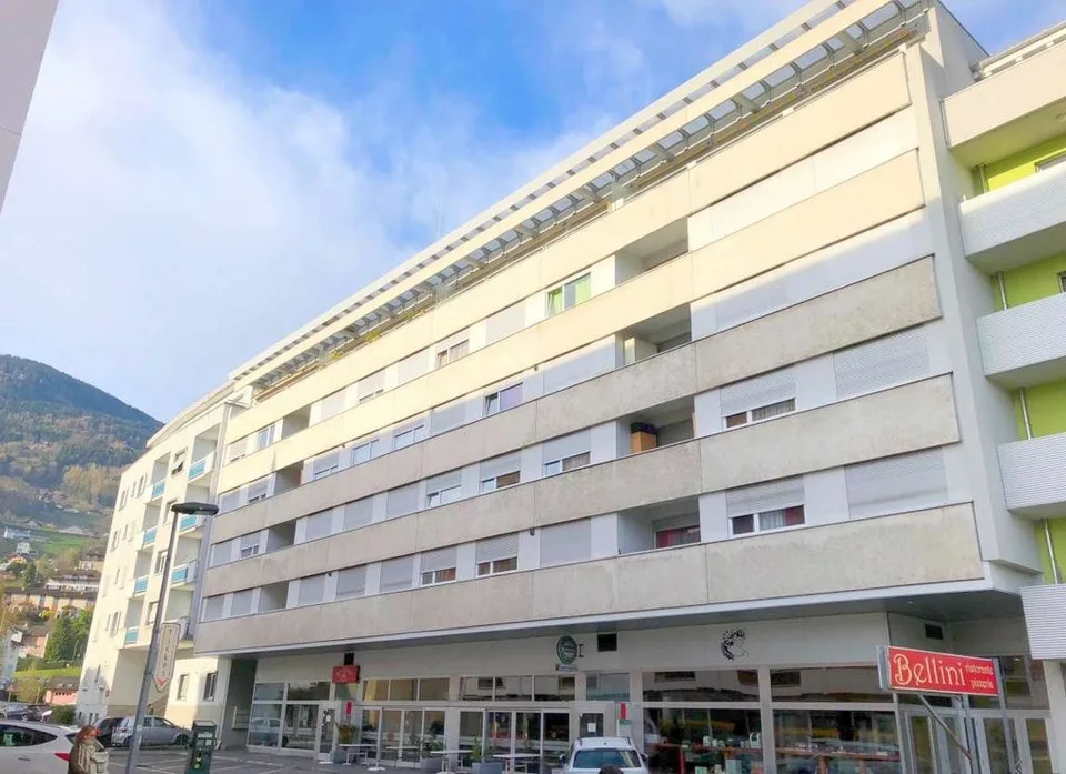 Bureaux lumineux au centre-ville 2 mois de loyers offerts – photo 10 of 10