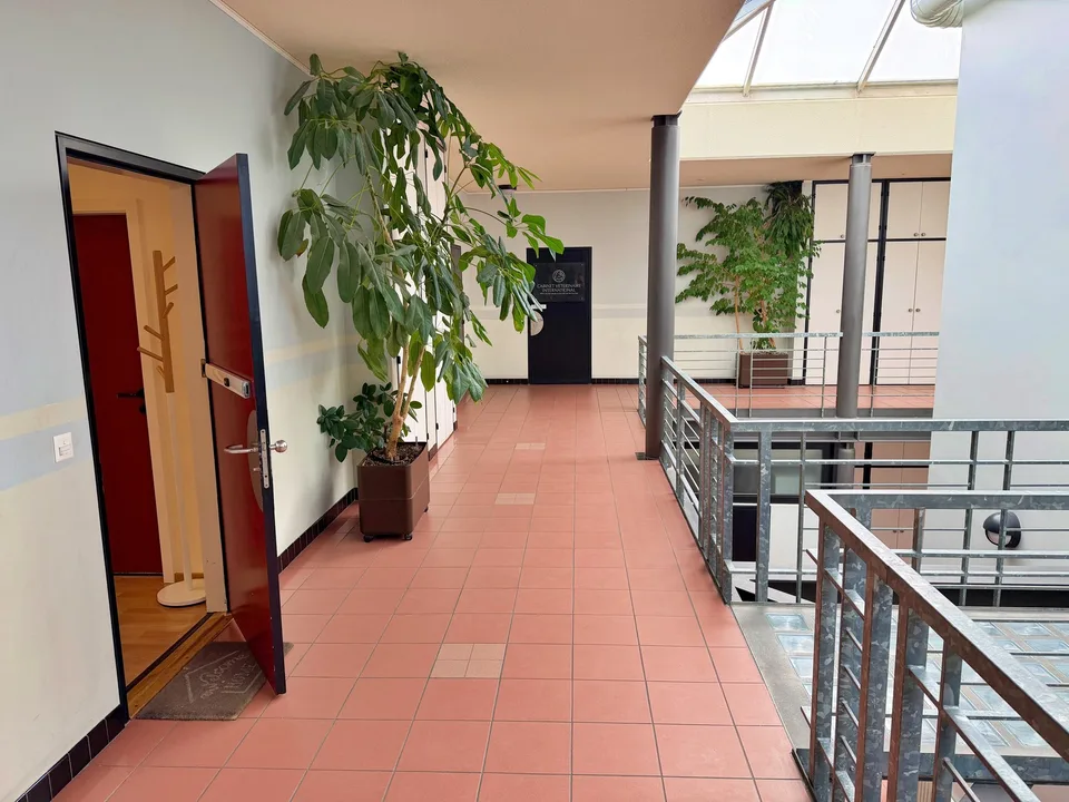 Spacieuse surface de bureaux de 146 m² à Mies