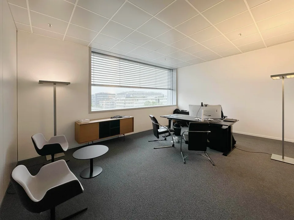 Espaces de bureaux à sous-louer – environnement moderne et flexible