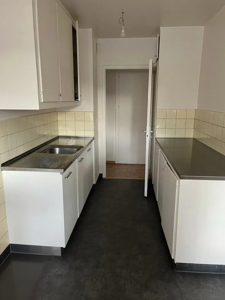 3 pièces avec balcon à Aire-La-Ville