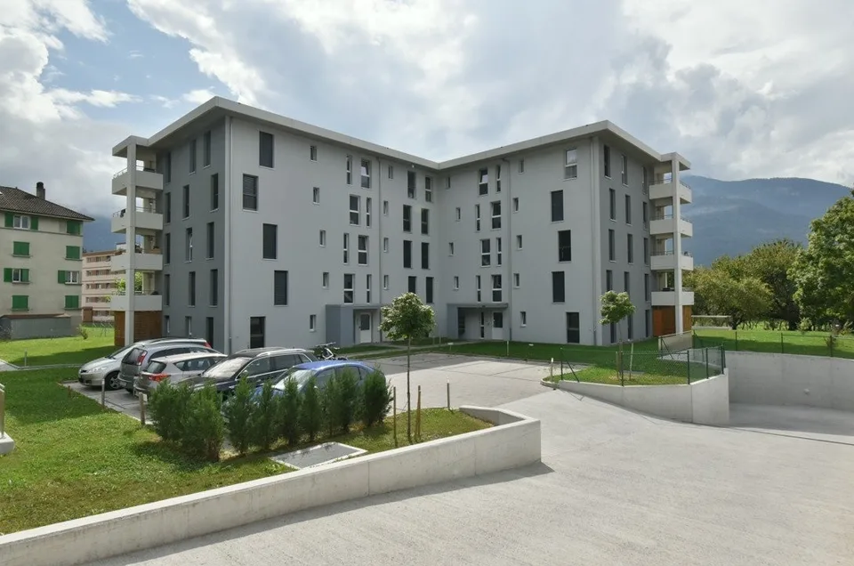 À louer  Place de parc à Bex