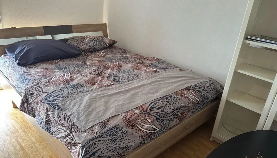 room in shared apartment