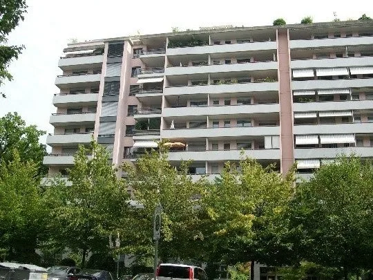 Parking au coeur du quartier de Champel - Disponible de suite