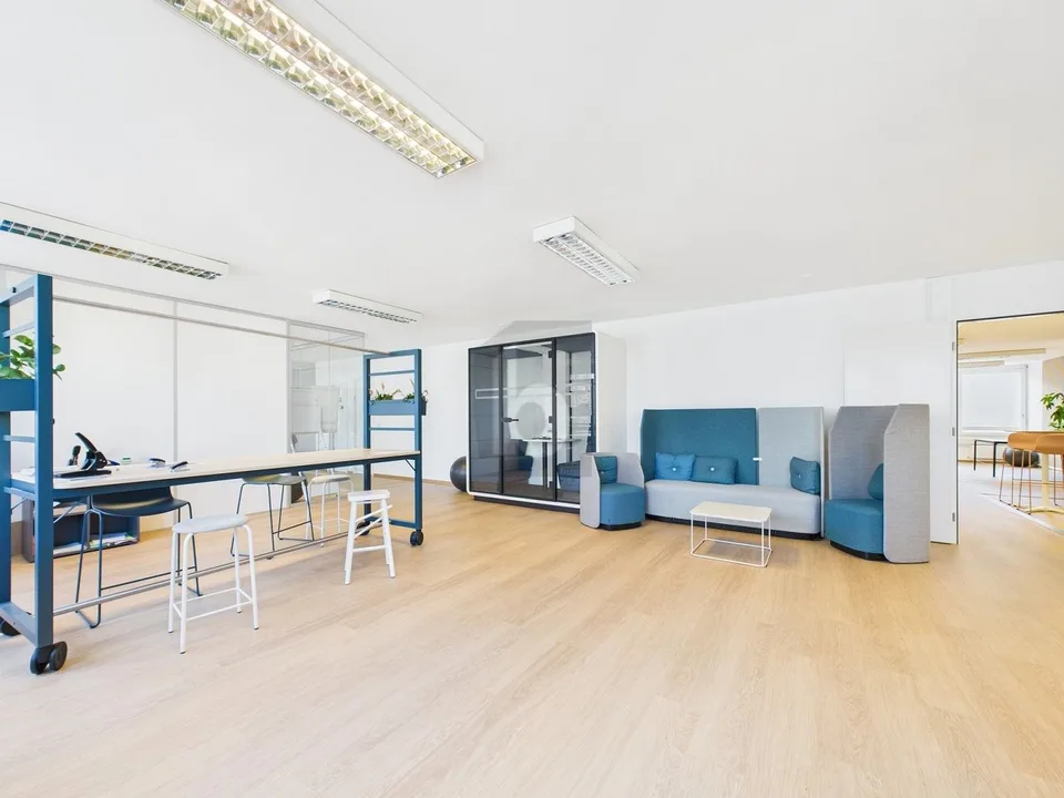 DYNAMIQUE, MODERNE & BIEN SITUÉE