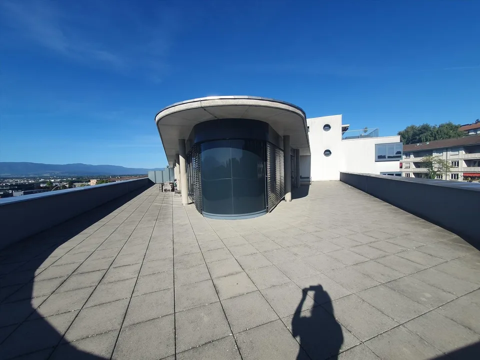 Superbe surface de bureau de 194 m2 avec terrasse